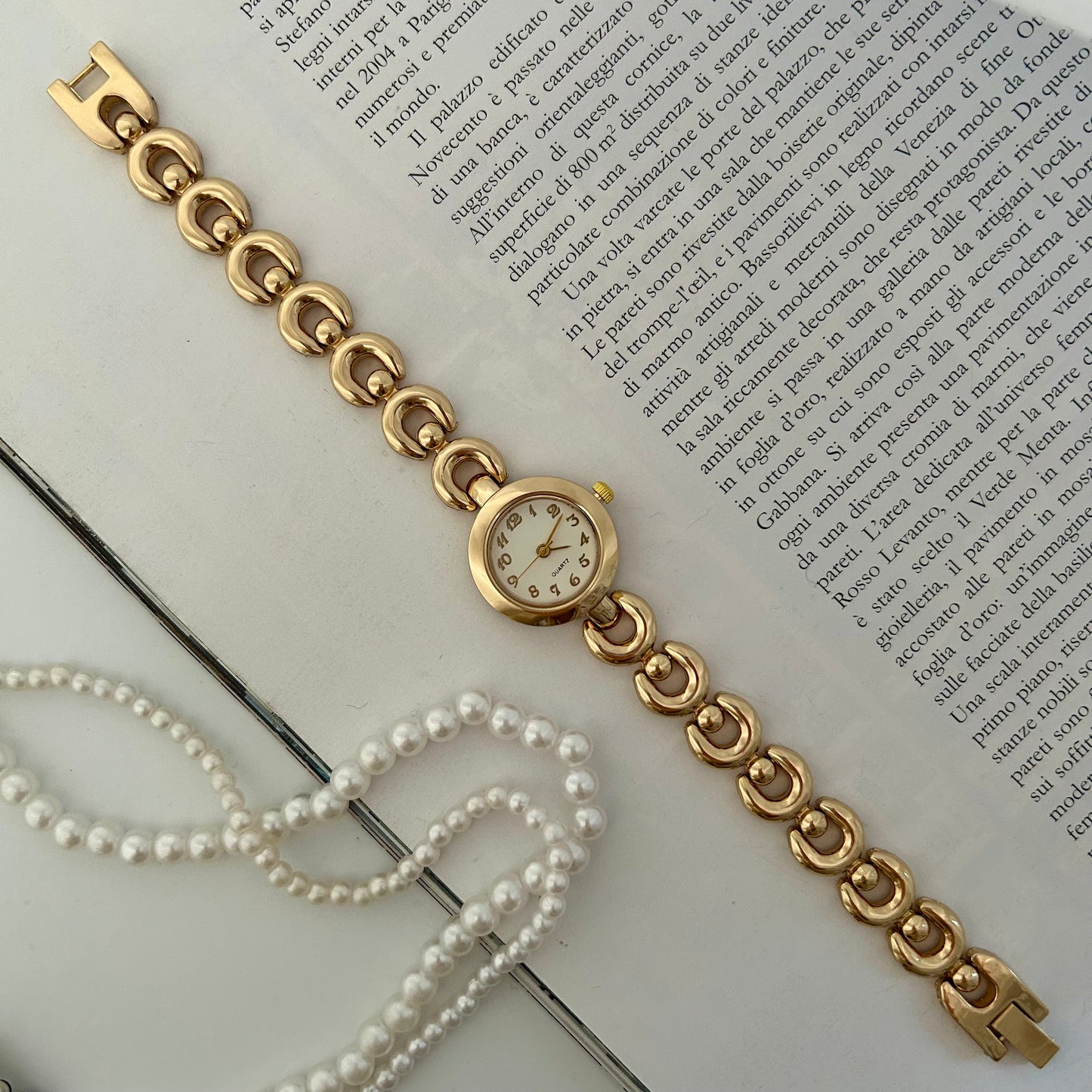 Crois | Gold Watch