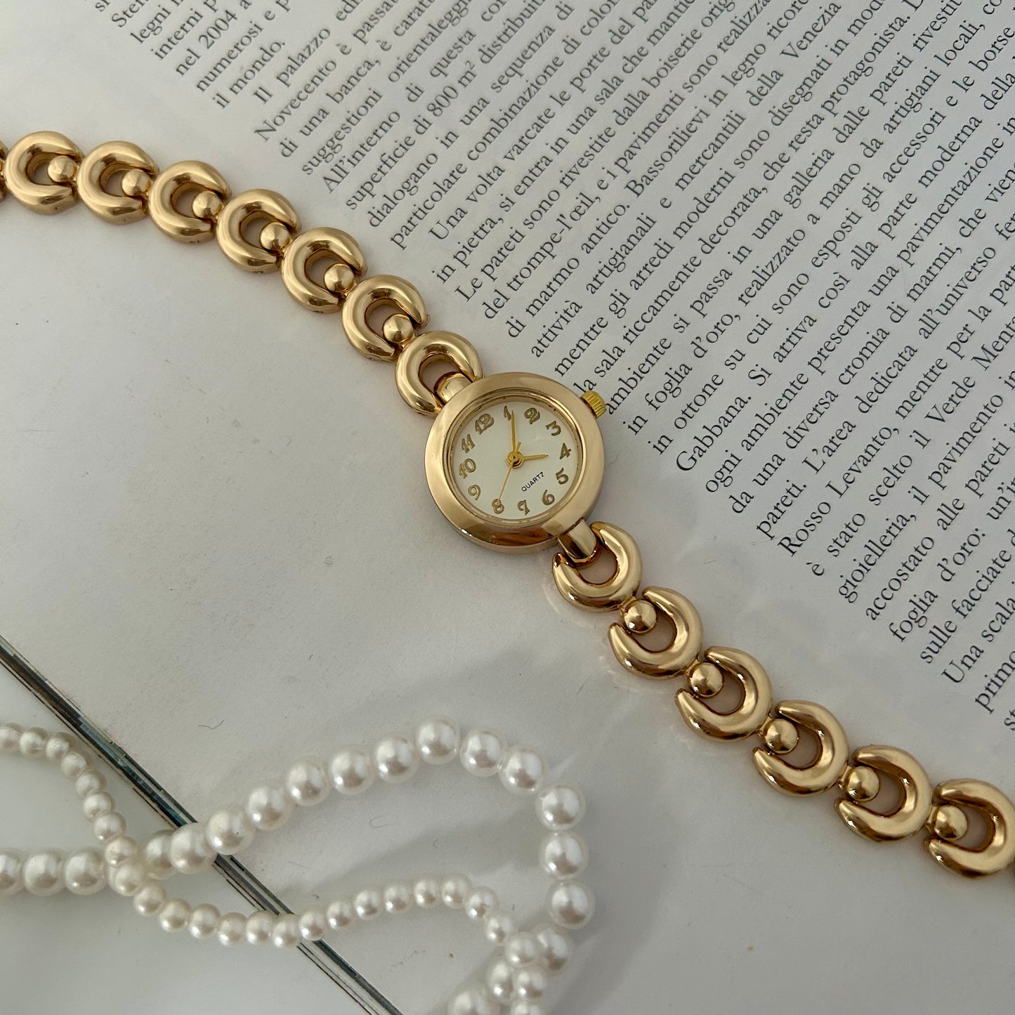 Crois | Gold Watch