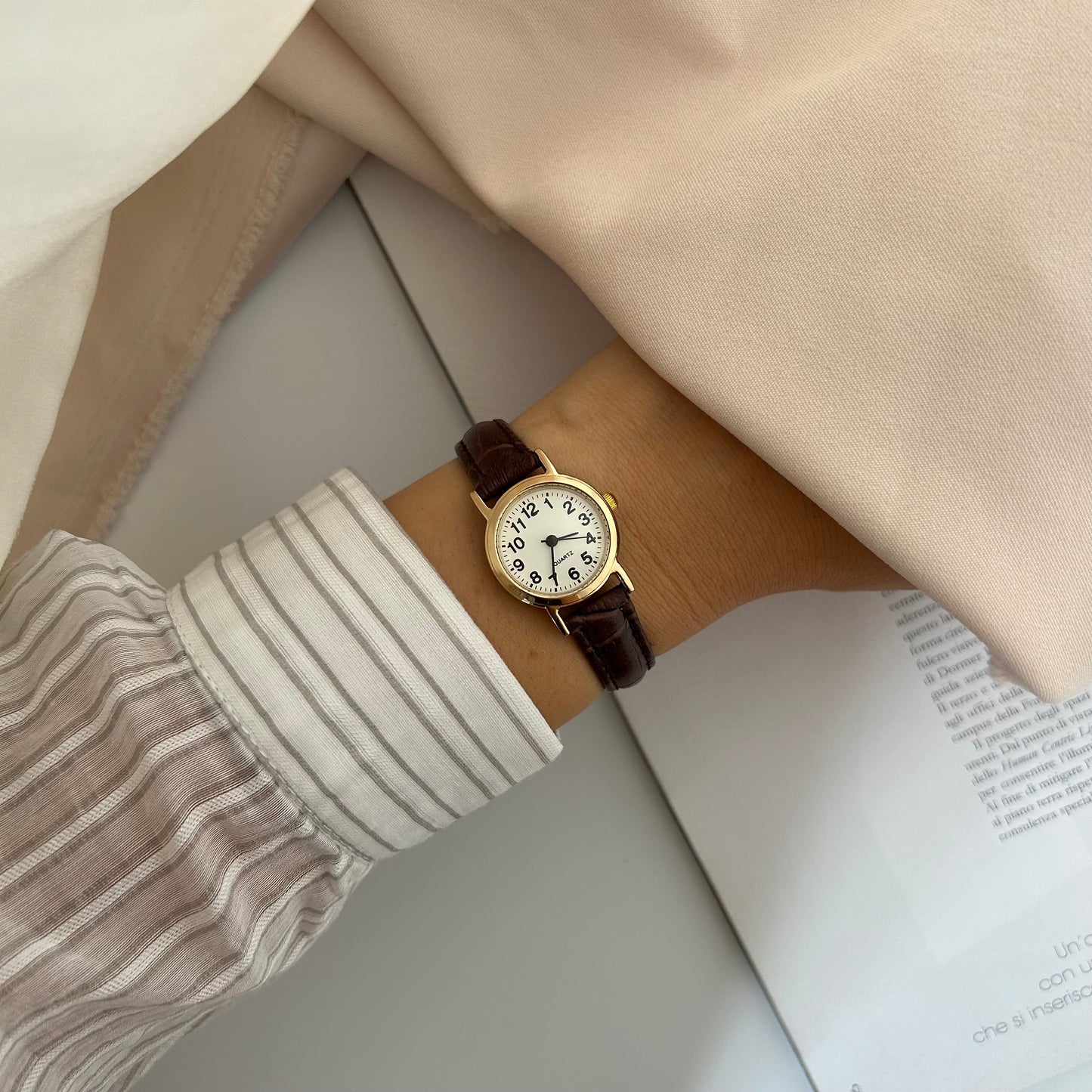 Round - Brown Leather Watch