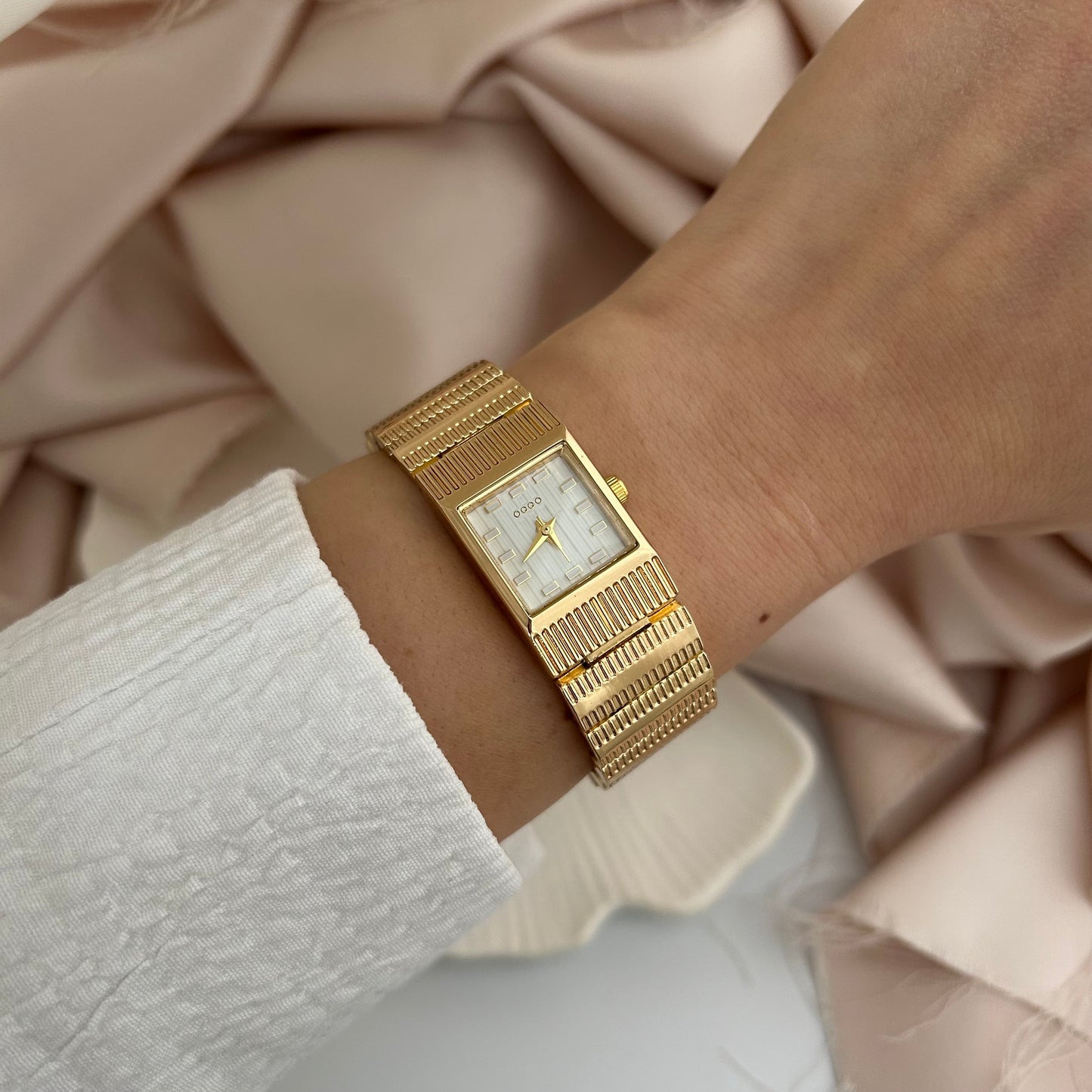 Serene Gold Watch | Orologio