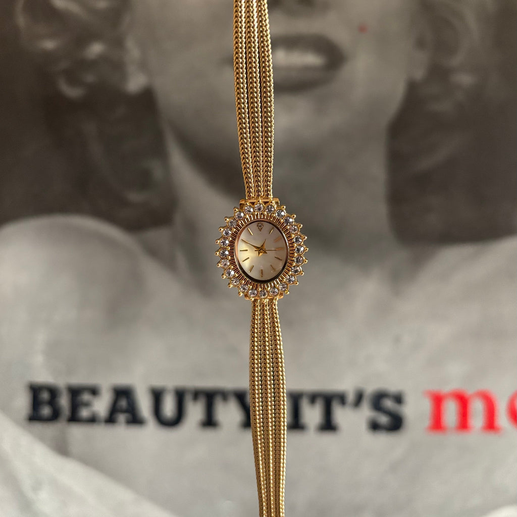 Golden Radiance - Women’s Crystal-Accented Vintage-Inspired Bracelet Watch