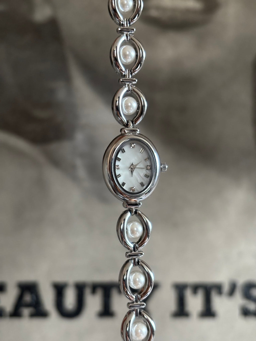 Jady - Silver Pearl Watch