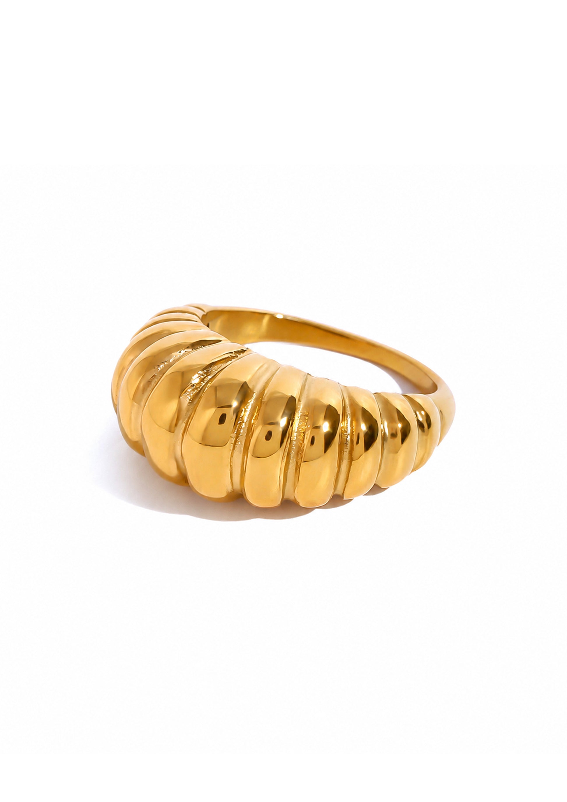 Ribbed Dome Ring